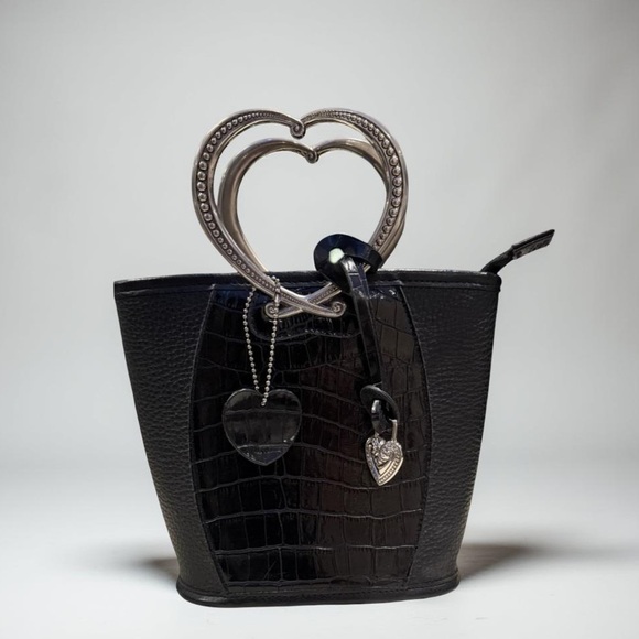 Gothic Handbags - Black Heart Handle Women's Bucket Bag